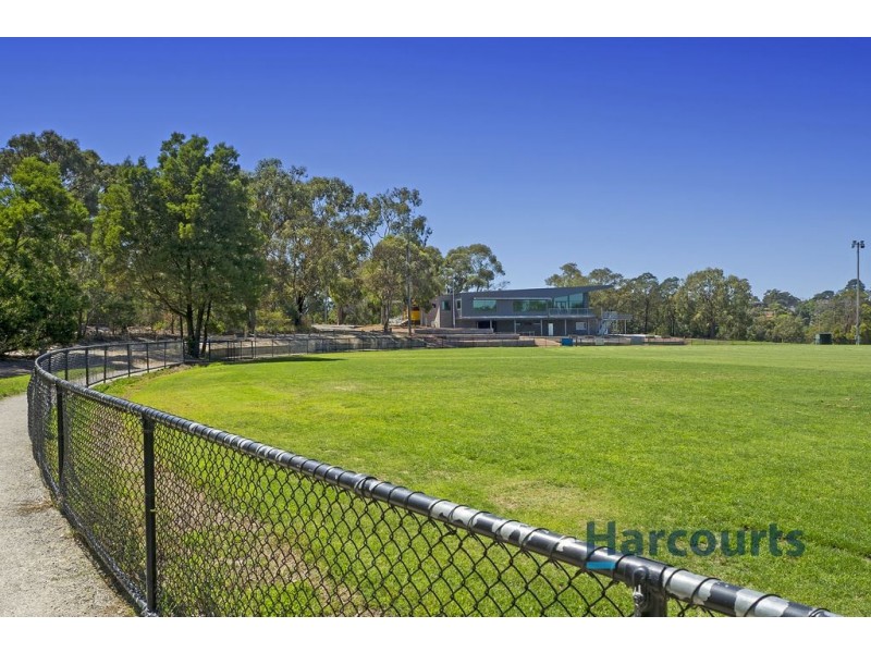 2/30 Winyard Drive, Mooroolbark VIC 3138