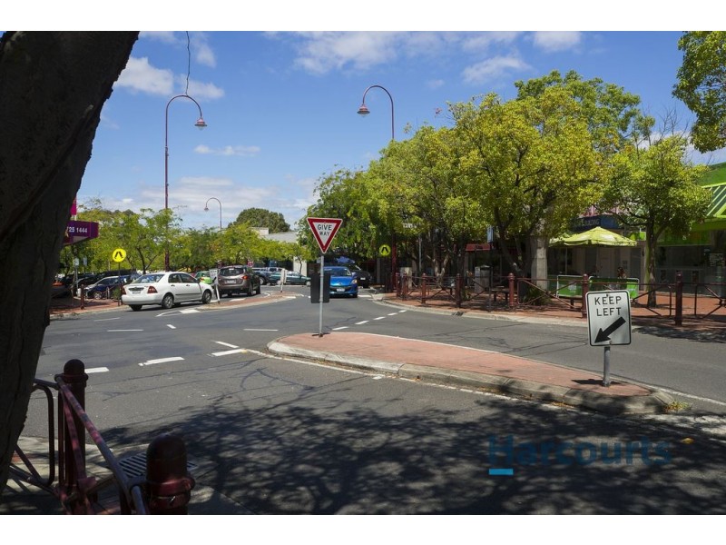 2/30 Winyard Drive, Mooroolbark VIC 3138