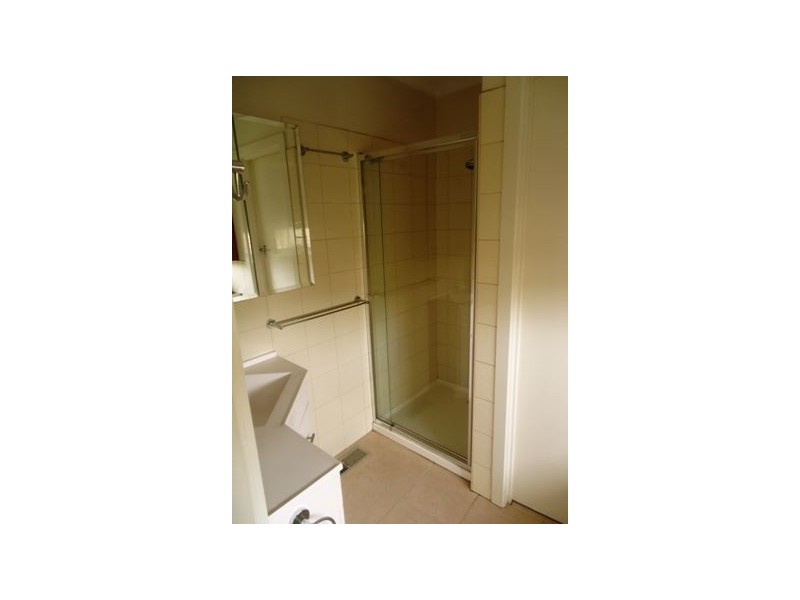 1/45 Vernon Street, Croydon VIC 3136