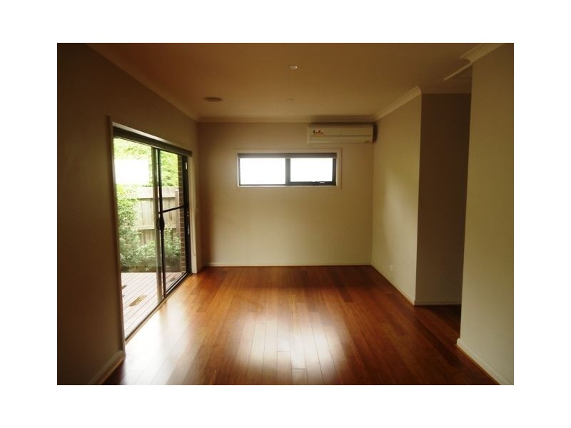 4/71 Exeter Road, Croydon North VIC 3136
