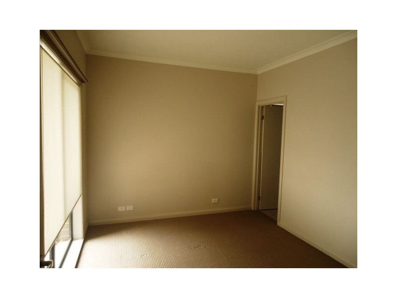 4/71 Exeter Road, Croydon North VIC 3136