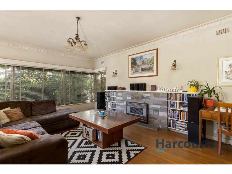 19 Pascoe Avenue, Croydon VIC 3136