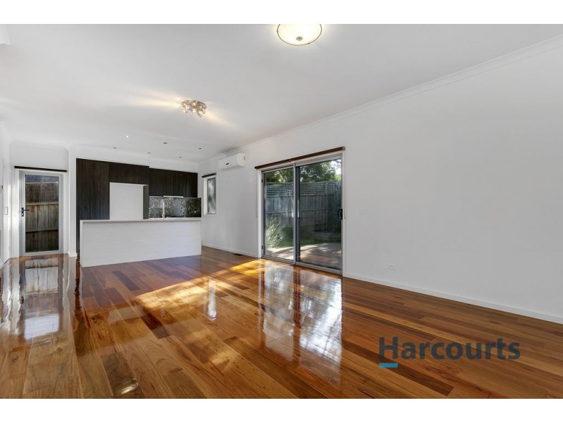 3/14 Ross Road, Croydon VIC 3136