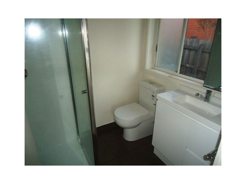 18 Bowen Road, Lilydale VIC 3140