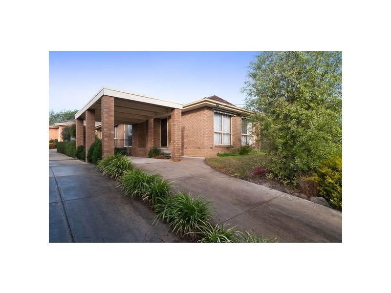 64 Edward Road, Chirnside Park VIC 3116