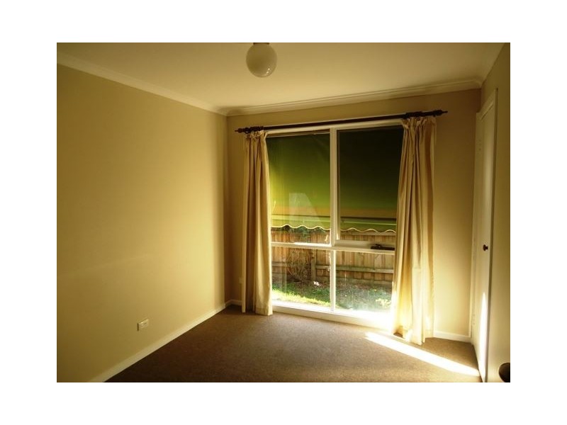 64 Edward Road, Chirnside Park VIC 3116