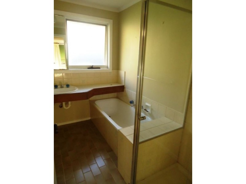 64 Edward Road, Chirnside Park VIC 3116