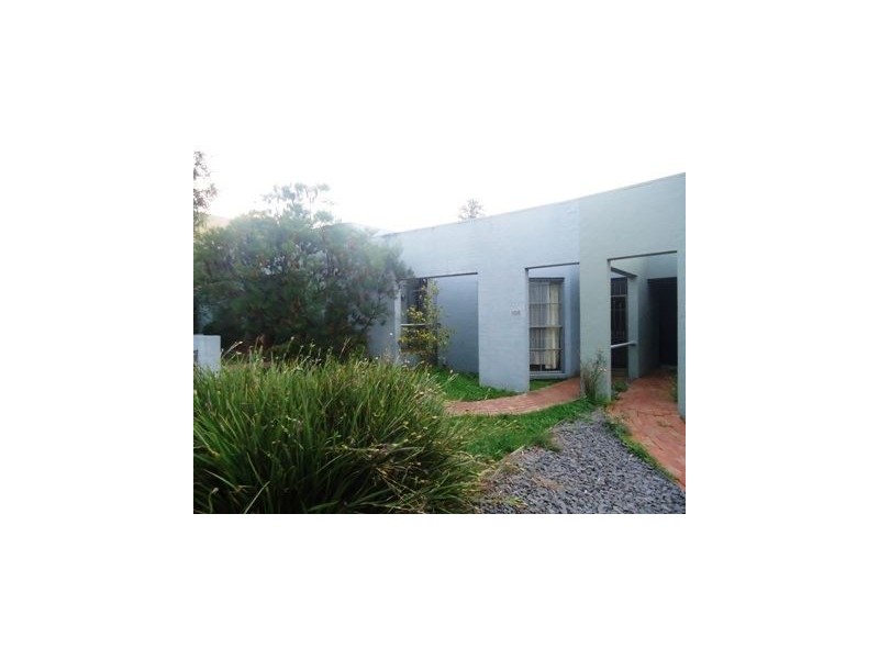 109 Lincoln Road, Croydon VIC 3136