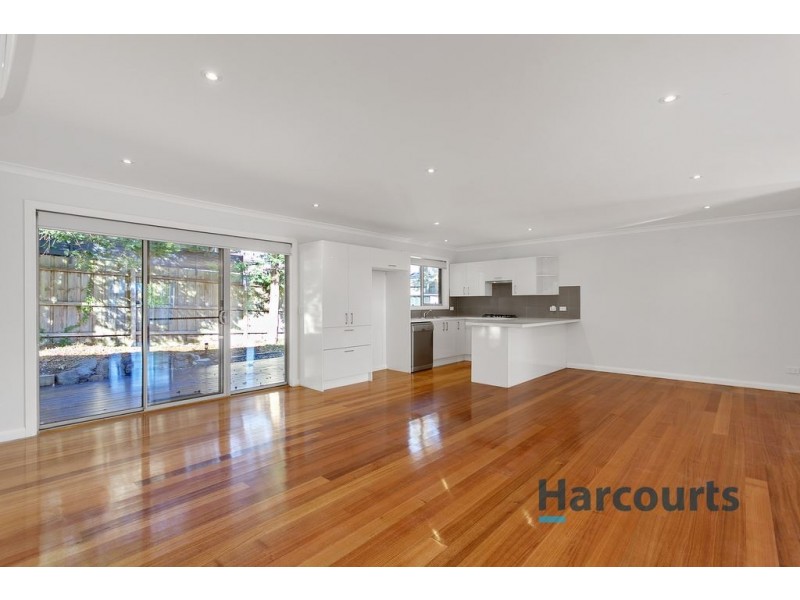 12a Belmont Road West, Croydon South VIC 3136