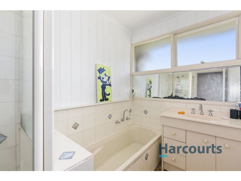 6 James St, Millgrove VIC 3799