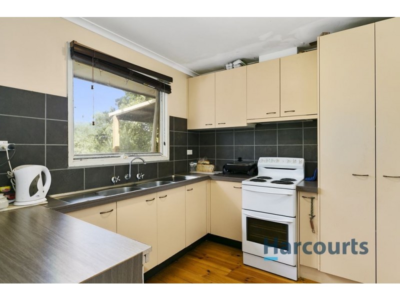 6 James St, Millgrove VIC 3799