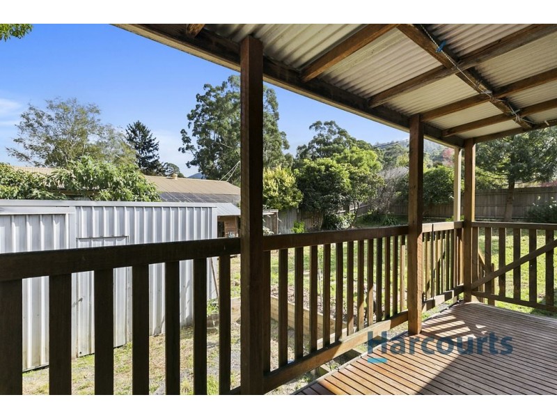 6 James St, Millgrove VIC 3799