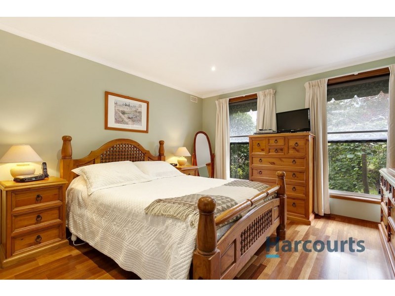 4 Clubpoint Drive, Chirnside Park VIC 3116