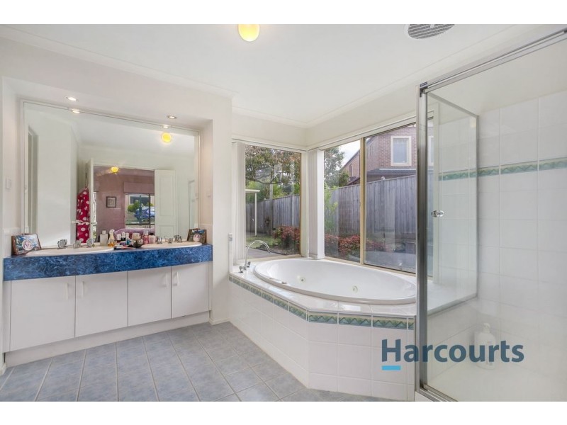 3 Chateau Close, Croydon VIC 3136