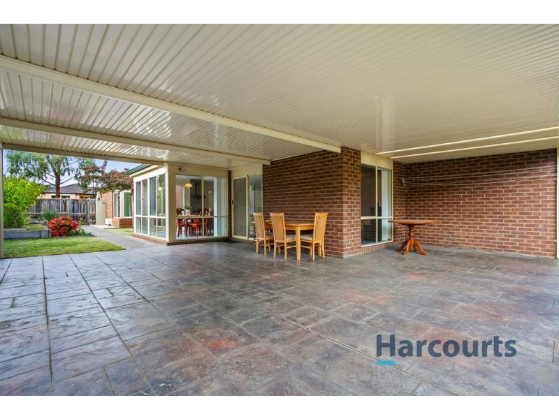 3 Chateau Close, Croydon VIC 3136