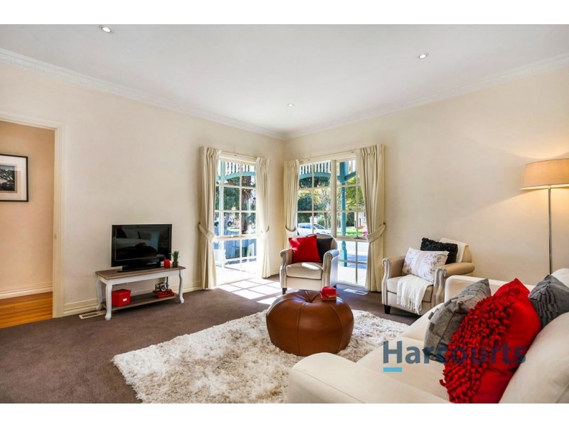 16 Wordsworth Street, Mooroolbark VIC 3138