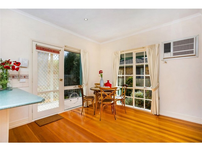 16 Wordsworth Street, Mooroolbark VIC 3138