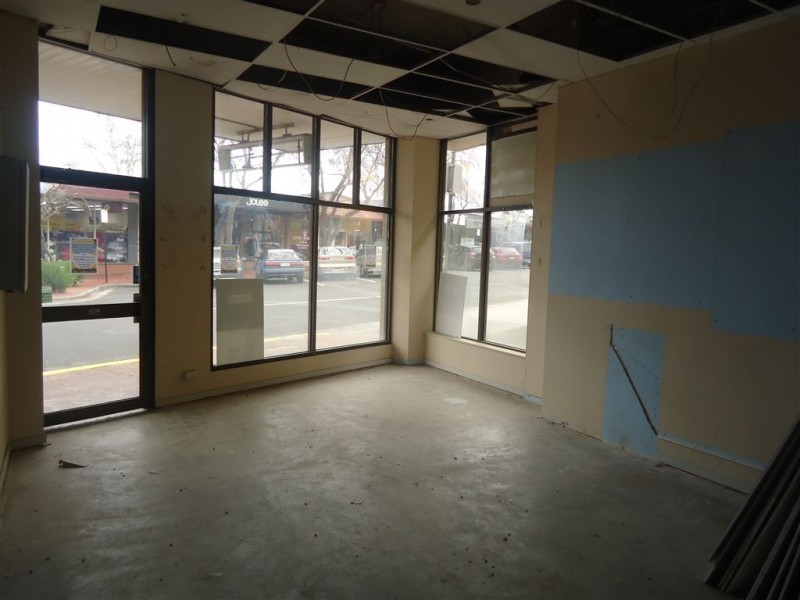 1/3-5 Hewish Road, Croydon VIC 3136