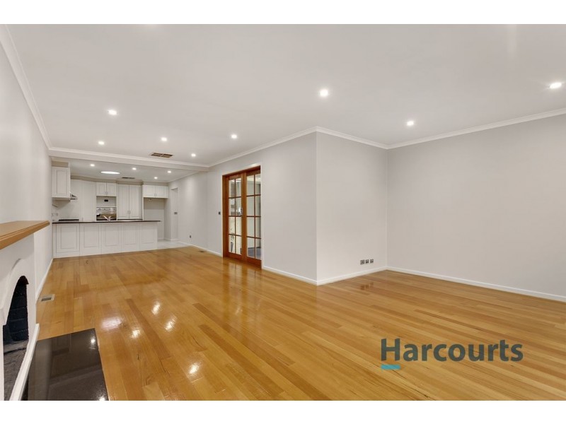 38 Pembroke Road, Mooroolbark VIC 3138