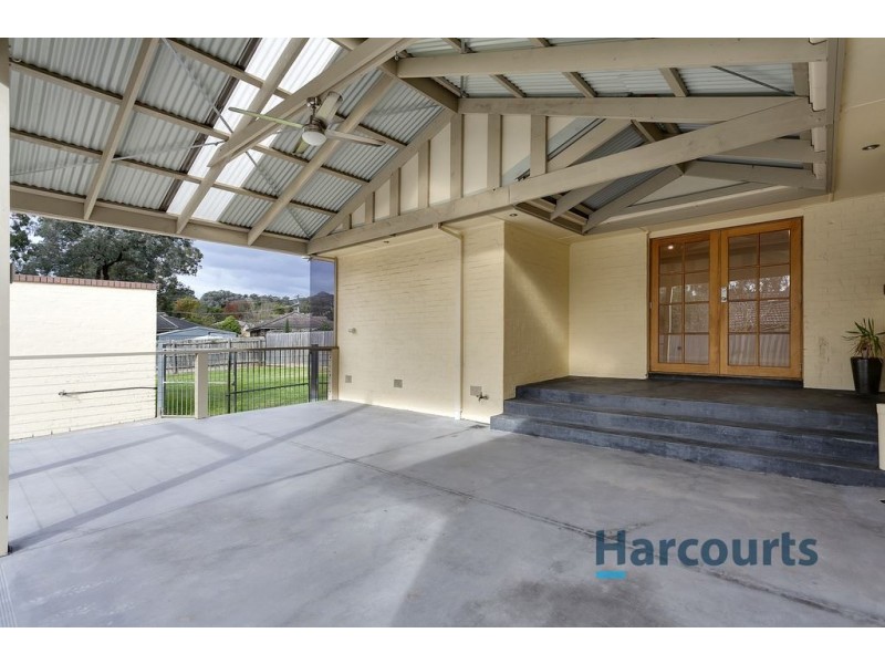 38 Pembroke Road, Mooroolbark VIC 3138