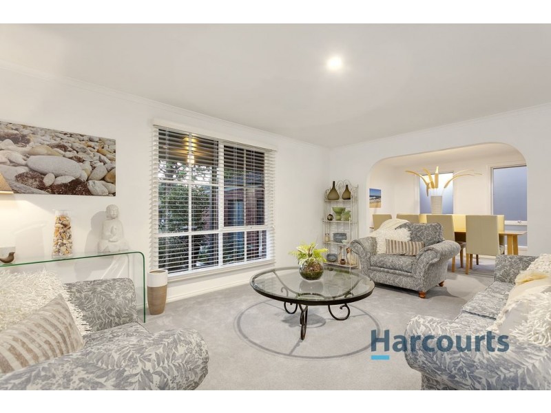 12 Grevillea Drive, Croydon North VIC 3136