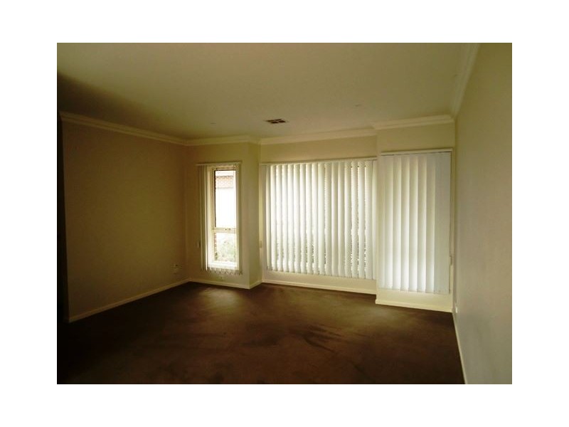 3/4 Humber Road, Croydon North VIC 3136