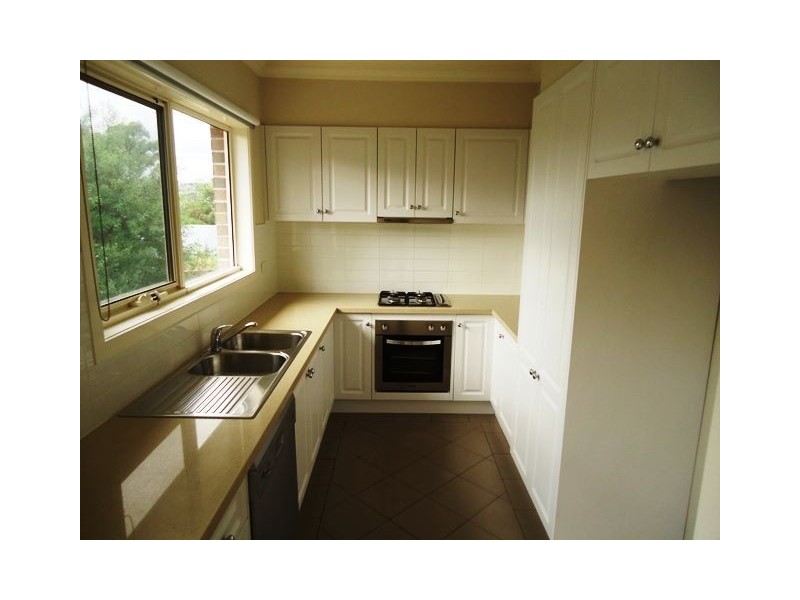 3/4 Humber Road, Croydon North VIC 3136