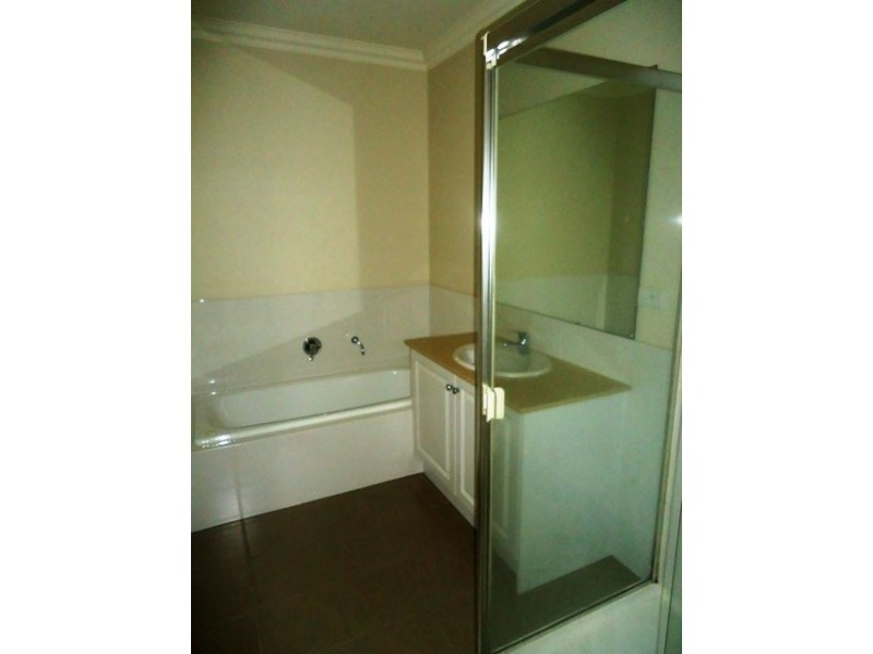 3/4 Humber Road, Croydon North VIC 3136