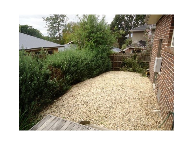 3/4 Humber Road, Croydon North VIC 3136