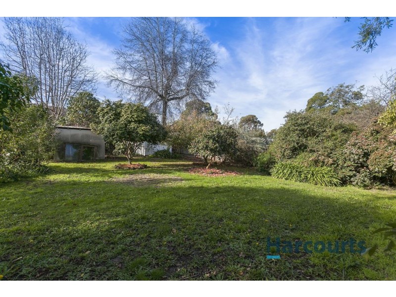 7 Clegg Avenue, Croydon VIC 3136