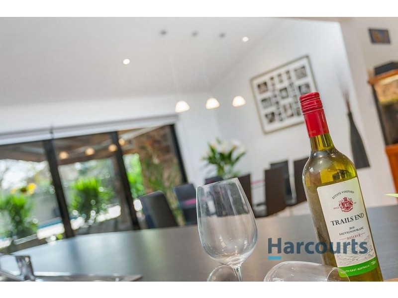 3 Boyd Close, Mooroolbark VIC 3138