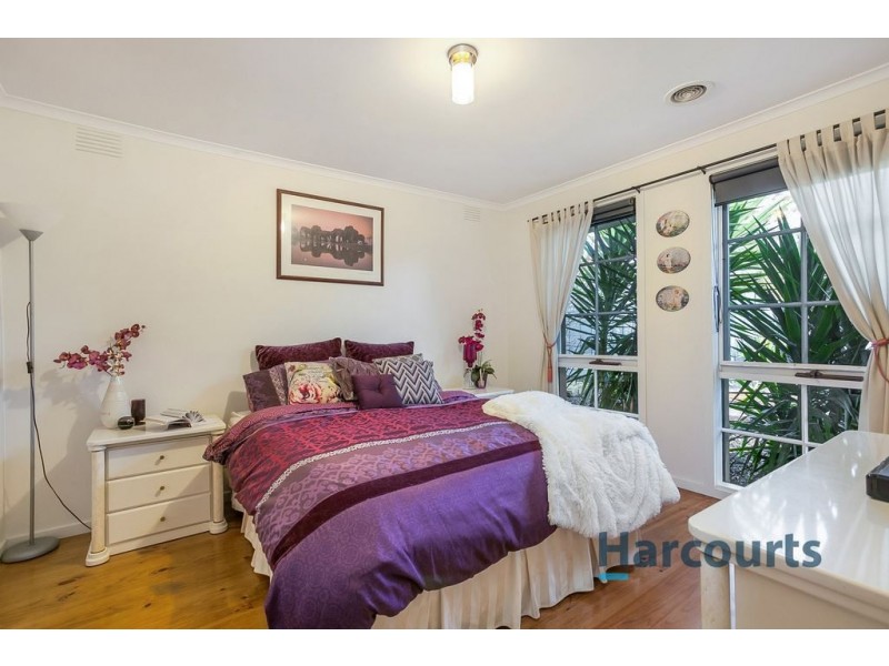 3 Boyd Close, Mooroolbark VIC 3138