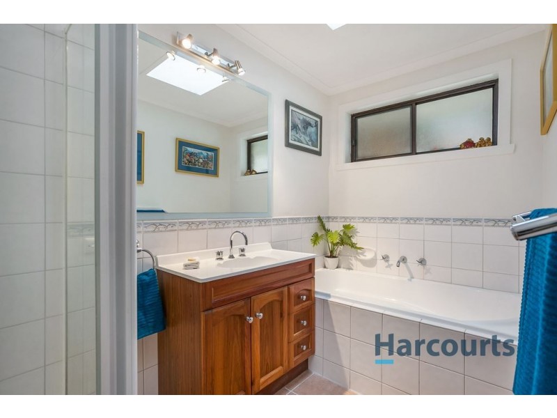 3 Boyd Close, Mooroolbark VIC 3138