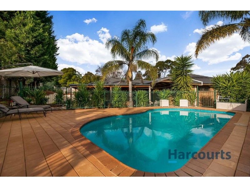 3 Boyd Close, Mooroolbark VIC 3138