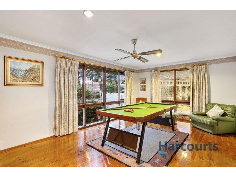 14 Loddon Court, Croydon Hills VIC 3136