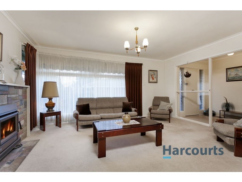 21 Bronhill Road, Ringwood East VIC 3135