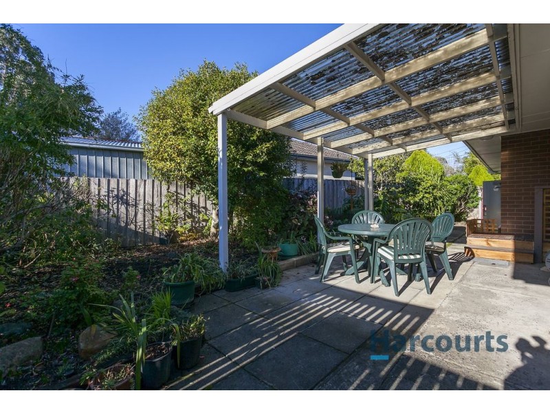21 Bronhill Road, Ringwood East VIC 3135