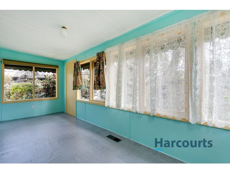 7 Clegg Avenue, Croydon VIC 3136