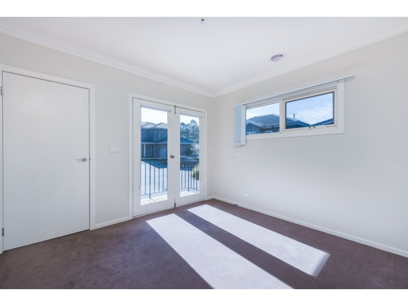 6/4 Humber Road, Croydon North VIC 3136