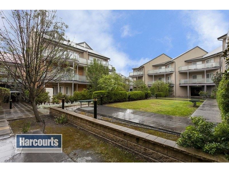 49/13-15 Hewish Road, Croydon VIC 3136