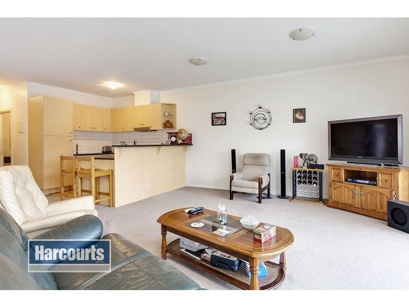 49/13-15 Hewish Road, Croydon VIC 3136