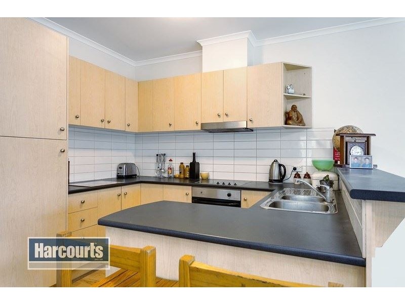 49/13-15 Hewish Road, Croydon VIC 3136