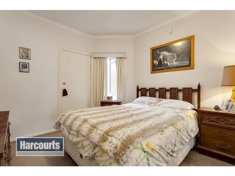 49/13-15 Hewish Road, Croydon VIC 3136