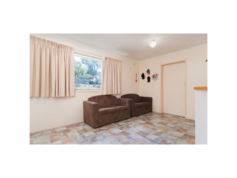 80 Croydondale Drive, Mooroolbark VIC 3138