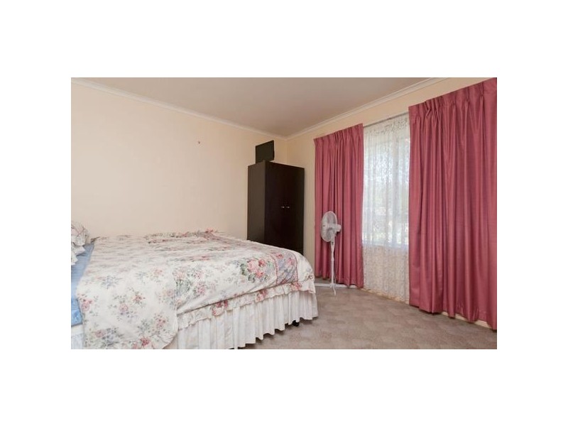 80 Croydondale Drive, Mooroolbark VIC 3138