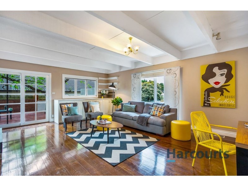 8 Charles Street, Kilsyth VIC 3137