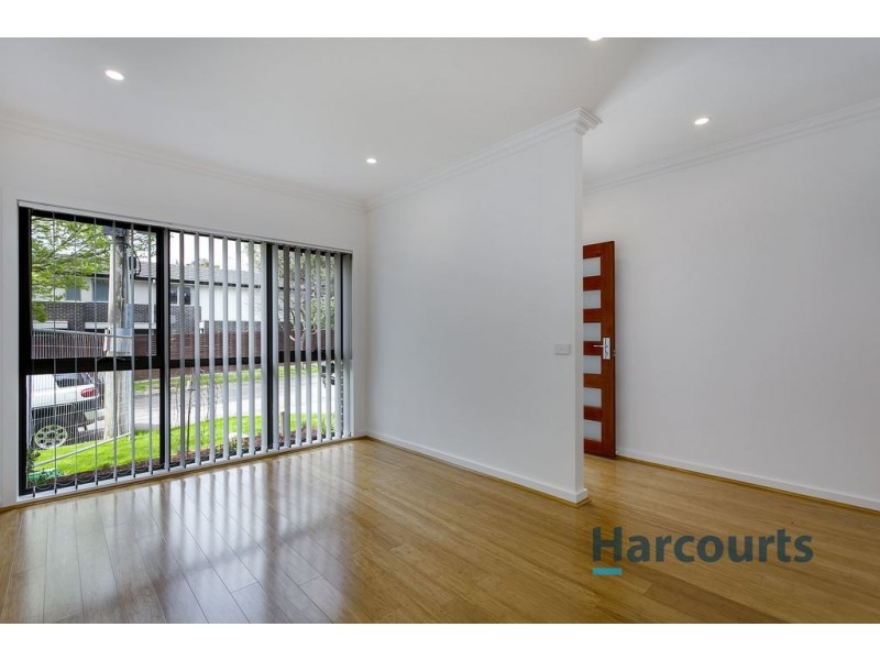 2B Bronhill Road, Ringwood East VIC 3135