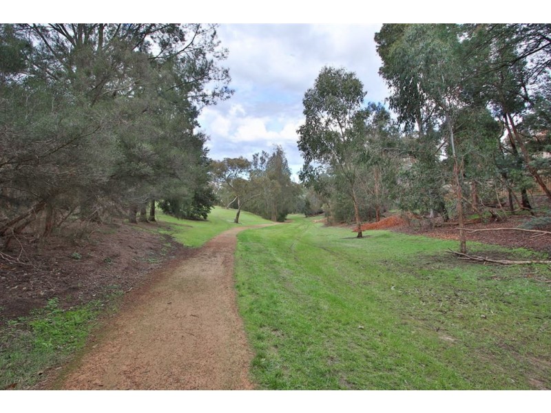 7 Lunar Crescent, Vermont VIC 3133