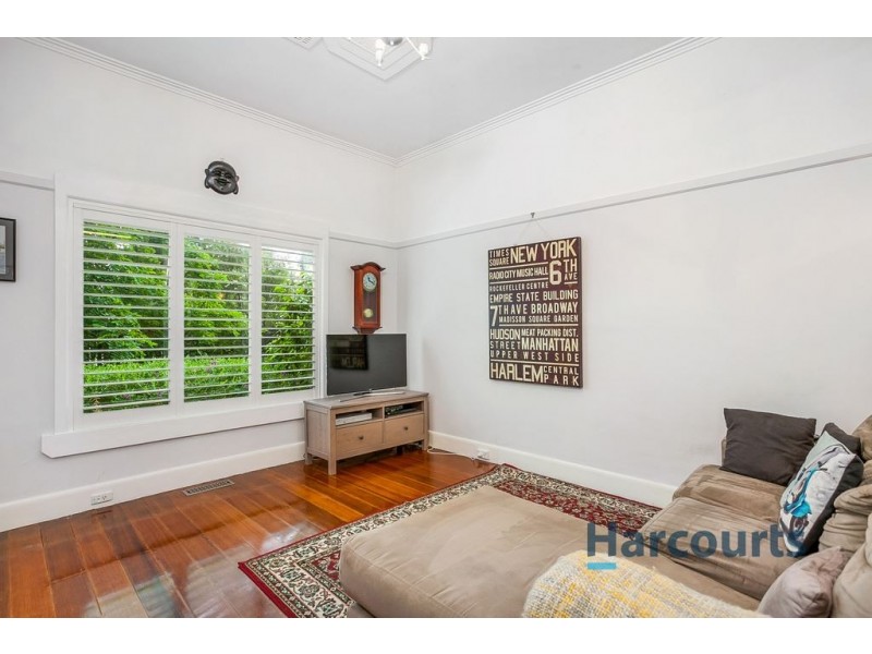 71 Bonnie View Road, Croydon North VIC 3136