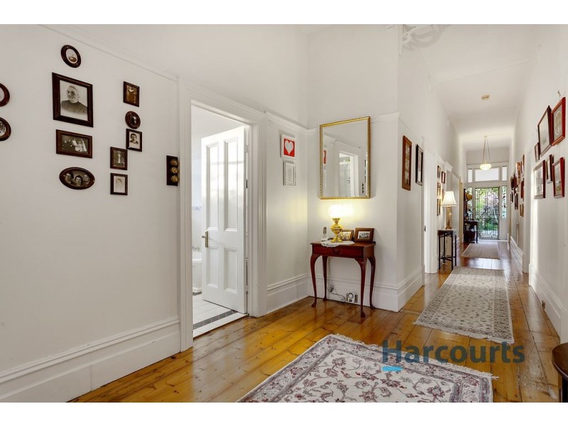 392 Mount Dandenong, Croydon VIC 3136